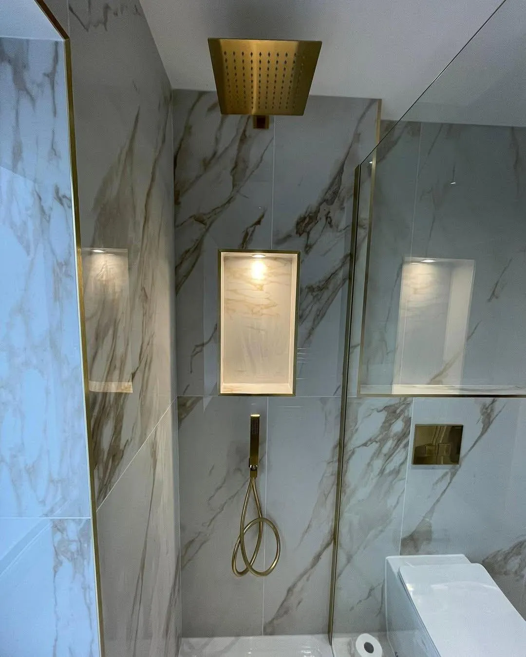 Elegant bathroom design